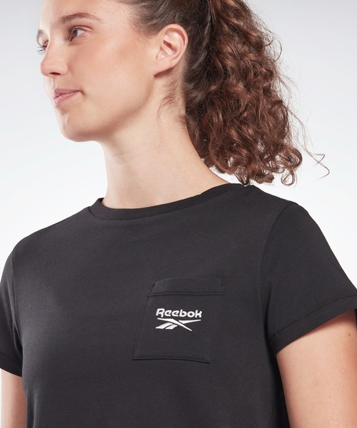 Reebok（リーボック）の「アイデンティティ ポケット Tシャツ / Identity Pocket T-Shirt（Tシャツ/カットソー・レディース・ホワイト/ブラック/グリーン系その他/ピンク系その他/オフホワイト・SMALL/MEDIUM/LARGE/X-LARGE/X-SMALL）」の10枚目の写真