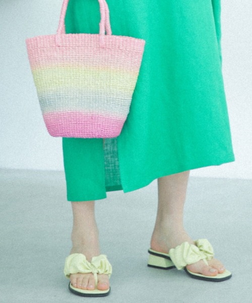 piu comoda（ピュコモダ）の「(piu comoda)ギャザートングサンダル（サンダル・レディース・イエロー/ブラック・37/36/38）」の9枚目の写真