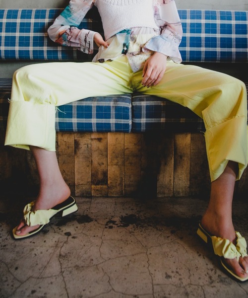 piu comoda（ピュコモダ）の「(piu comoda)ギャザートングサンダル（サンダル・レディース・イエロー/ブラック・37/36/38）」の10枚目の写真