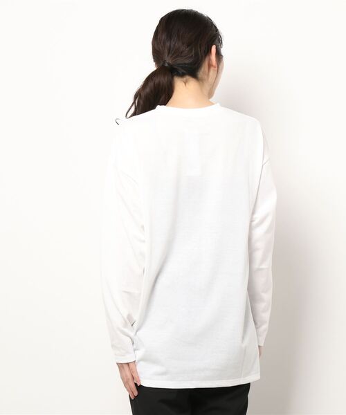 Samansa Mos2 blue（サマンサモスモスブルー）の「フォトプリント長袖Tシャツ（Tシャツ/カットソー・レディース・オフホワイト/サックスブルー/ピンク/ライトベージュ/チャコール・ﾌﾘ-）」の9枚目の写真