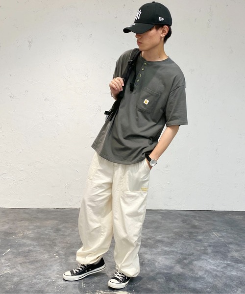 PairPair(ペアペア)の「ワッペン付きヘンリーネックTシャツ(ユニセックス)(Tシャツ/カットソー・メンズ・オフホワイト/グリーン/ボルドー/スミクロ/ブルー系・MEDIUM/LARGE)」の11枚目の写真