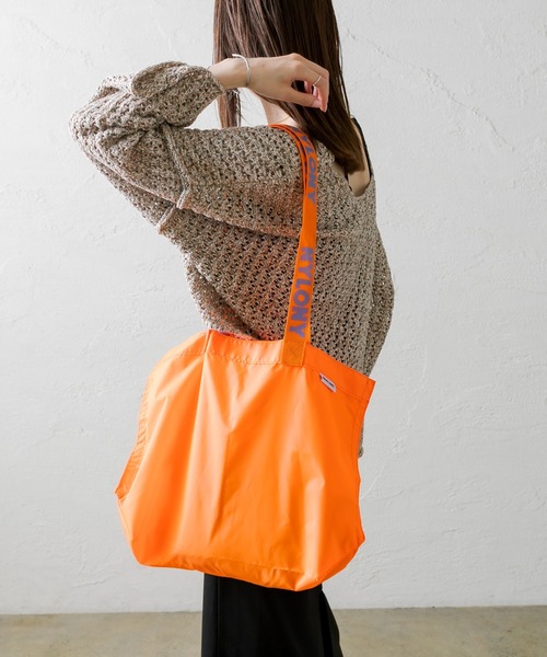 mystic(ミスティック)の「NYLONY ツーハンドルトート 小(トートバッグ・レディース・ブラック/ブルー/オレンジ・ONE SIZE)」の3枚目の写真