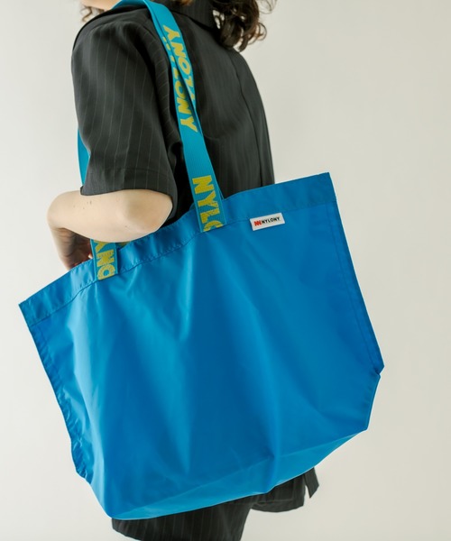 mystic(ミスティック)の「NYLONY ツーハンドルトート 小(トートバッグ・レディース・ブラック/ブルー/オレンジ・ONE SIZE)」の1枚目の写真