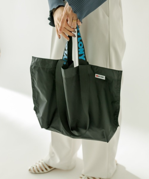 mystic(ミスティック)の「NYLONY ツーハンドルトート 小(トートバッグ・レディース・ブラック/ブルー/オレンジ・ONE SIZE)」の4枚目の写真