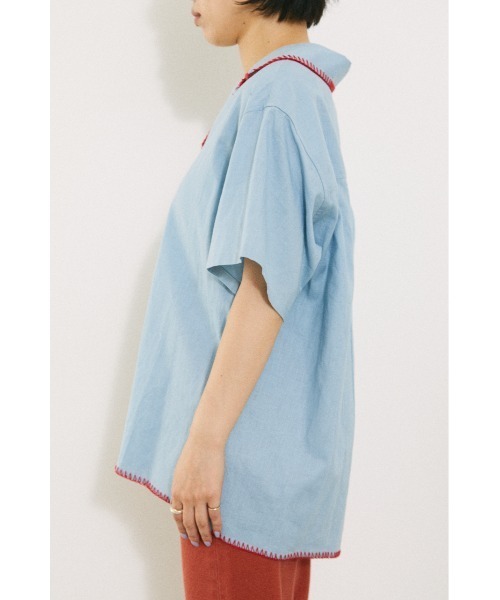 BLACK BY MOUSSY(ブラックバイマウジー)の「stitch open collar shirt(ステッチオープンカラーシャツ)(シャツ/ブラウス・レディース・ライトブルー/ベージュ・FREE)」の9枚目の写真