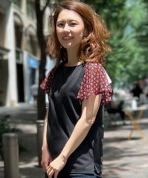 EPOCA THE SHOP(エポカザショップ)の「ハートスリーブカットソー(Tシャツ/カットソー・レディース・ブラック/ベージュ・38)」の2枚目の写真