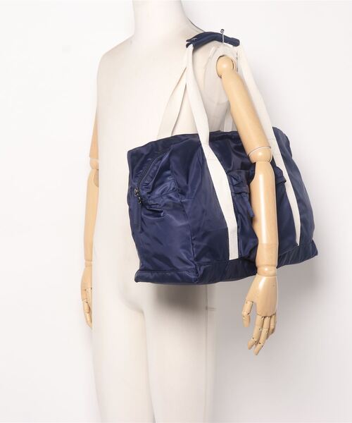 BENETTON (UNITED COLORS OF BENETTON)（ベネトンユナイテッド
