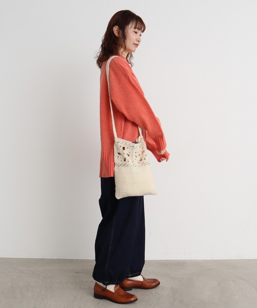 chambre de charme（シャンブルドゥシャーム）の「cdc ネパールハンドニット ポシェット（ショルダーバッグ・レディース・ホワイト・FREE）」の9枚目の写真