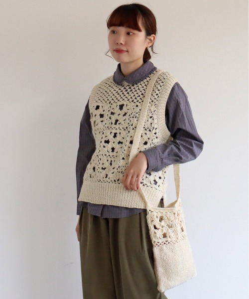 chambre de charme（シャンブルドゥシャーム）の「cdc ネパールハンドニット ポシェット（ショルダーバッグ・レディース・ホワイト・FREE）」の6枚目の写真