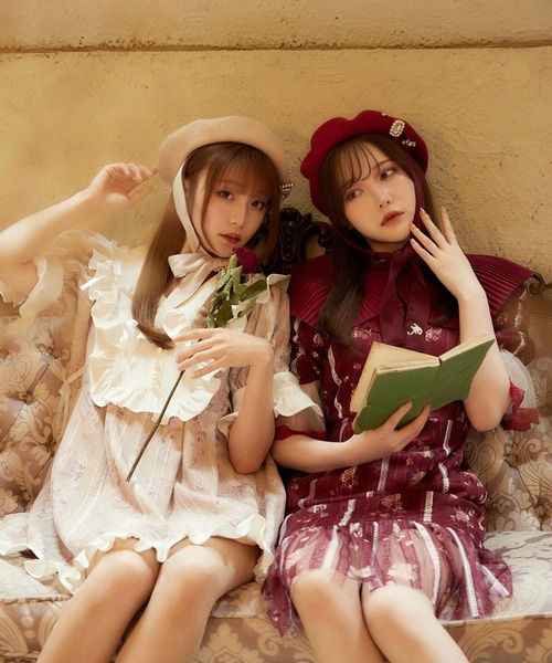 Swankiss（スワンキス）の「TS Dry rose MO/P（ワンピース・レディース・ブラック/ベージュ/ボルドー・FREE）」の5枚目の写真