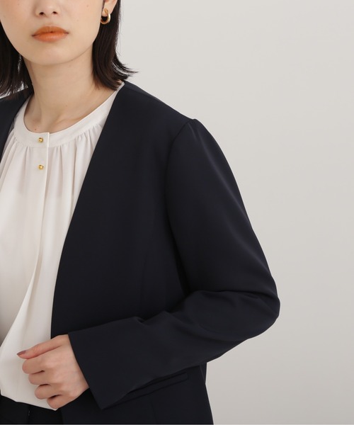 NATURAL BEAUTY BASIC(ナチュラルビューティーベーシック)の「ポリエステルドビーSETUP ジャケット(ノーカラージャケット・レディース・ネイビー/グレー/ブラウン・SMALL/MEDIUM/LARGE)」の17枚目の写真
