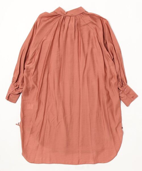 Q（キュー）の「ラグランギャザーシャツ（シャツ/ブラウス・レディース・ネイビー/マジェンタ・MEDIUM）」の3枚目の写真