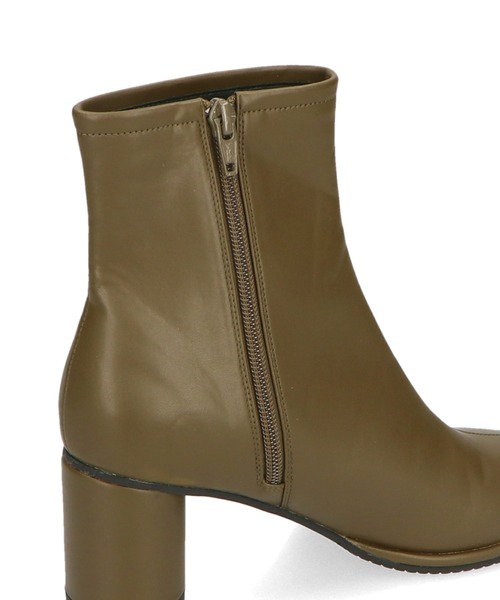 ORiental TRaffic（オリエンタルトラフィック）の「オブリークトゥラウンドヒールブーツ 21403（ブーツ・レディース・ブラック/ブラウン/カーキ・LL/S/M/L/3L/SS）」の8枚目の写真