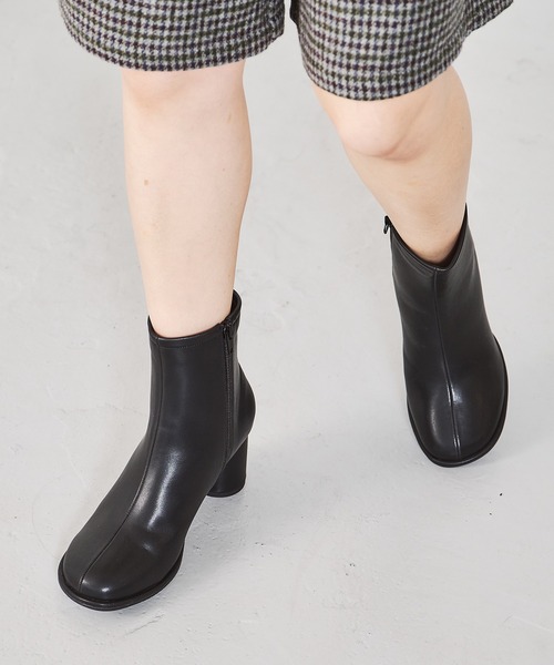 ORiental TRaffic（オリエンタルトラフィック）の「オブリークトゥラウンドヒールブーツ 21403（ブーツ・レディース・ブラック/ブラウン/カーキ・LL/S/M/L/3L/SS）」の13枚目の写真