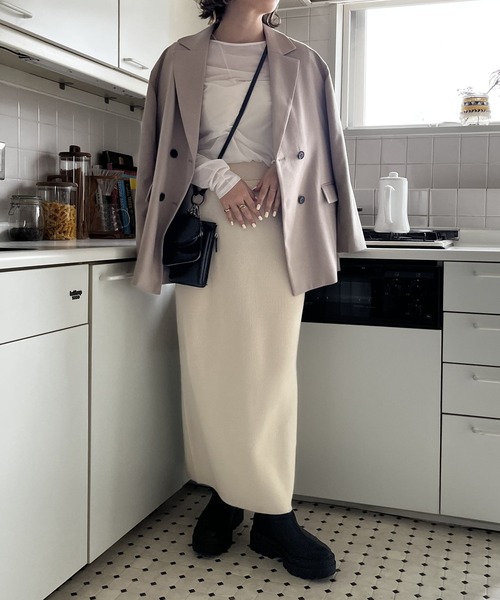 LOWRYS FARM(ローリーズファーム)の「テーラードジャケット 344594(テーラードジャケット・レディース・ブラック/アイボリー/ブラウン・FREE)」の4枚目の写真