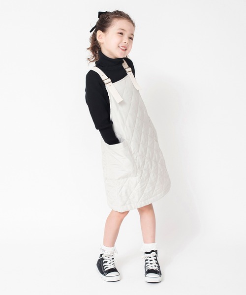 BRANSHES(ブランシェス)の「キルトIラインシルエットジャンパースカート(ジャンパースカート・キッズ・カーキ/ライトベージュ・100/110/120/130/140/150)」の4枚目の写真