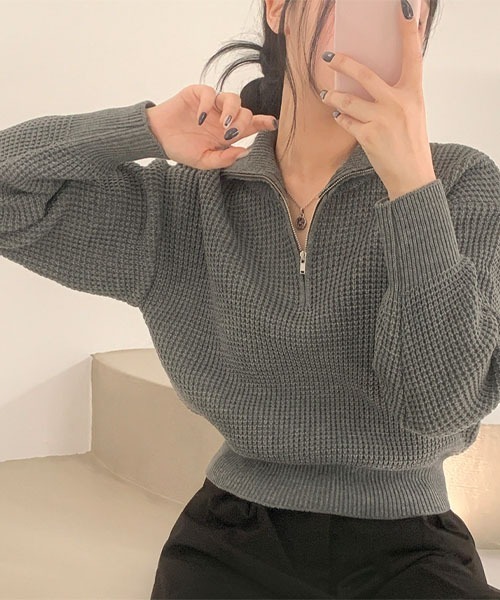 BEIDELLI（ベイデリー）の「[BELLIDE MADE] ワッフル編みハーフジップアップニット（ニット/セーター・レディース・アイボリー/グレー/ブラック・FREE）」の3枚目の写真