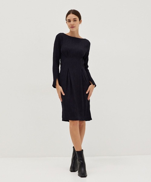 Love,Bonito（ラブボニート）の「アーリン テクスチャード ボートネック コラムドレス（ワンピース・レディース・クリーム/ブラック・X-SMALL/SMALL/MEDIUM/LARGE）」の3枚目の写真