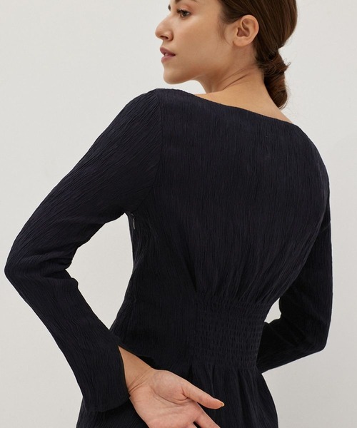 Love,Bonito（ラブボニート）の「アーリン テクスチャード ボートネック コラムドレス（ワンピース・レディース・クリーム/ブラック・X-SMALL/SMALL/MEDIUM/LARGE）」の5枚目の写真