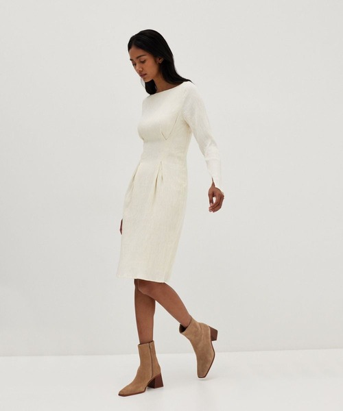 Love,Bonito（ラブボニート）の「アーリン テクスチャード ボートネック コラムドレス（ワンピース・レディース・クリーム/ブラック・X-SMALL/SMALL/MEDIUM/LARGE）」の6枚目の写真