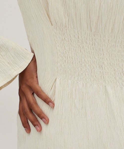 Love,Bonito（ラブボニート）の「アーリン テクスチャード ボートネック コラムドレス（ワンピース・レディース・クリーム/ブラック・X-SMALL/SMALL/MEDIUM/LARGE）」の9枚目の写真