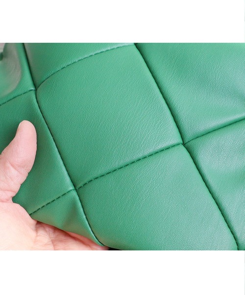 reca（レカ）の「パファー合皮パッチワーク2wayショルダー（ショルダーバッグ・レディース・ベージュ/イエロー/グリーン/ブラック・ONE SIZE）」の12枚目の写真