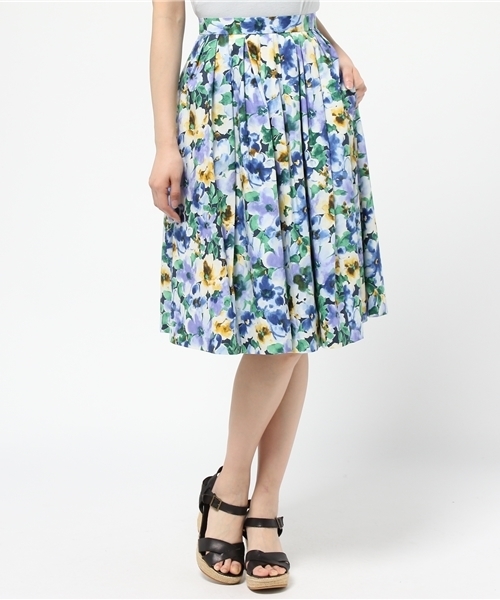 La TOTALITE（ラトータリテ）の「サトウサンコラボ.フラワーフレアースカート。（スカート・レディース・ネイビー/ピンク・38/36）」の18枚目の写真