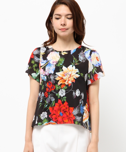 GRACE CONTINENTAL(グレースコンチネンタル)の「ボタニカルプリントトップ(その他トップス・レディース・ホワイト/ブラック・36/38)」の7枚目の写真