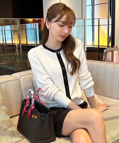 KOBE LETTUCE（コウベレタス）の「[ 岡部あゆみさんコラボ ]UVカットコットンレーヨンニットカーディガン（カーディガン/ボレロ・レディース・ライトブルー/オフホワイト/ベージュ×ブラック/ホワイト×ブラック/ブラック×ホワイト/グリーン/ピンク系/イエロー・FREE）」の10枚目の写真