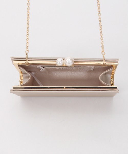 axes femme（アクシーズファム）の「パール金具クラッチバッグ（クラッチバッグ・レディース・ベージュ/ブラック・FREE）」の21枚目の写真