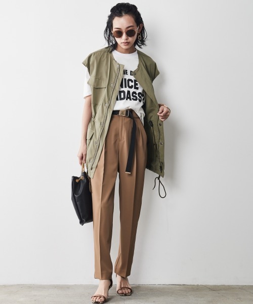 CHIC STYLE（シックスタイル）の「＜大きいサイズ＞ベルト付テーパードパンツ シックスタイル（その他パンツ・レディース・ブラック/モカ・L/LL/4L/5L/3L）」の7枚目の写真