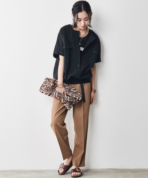 CHIC STYLE（シックスタイル）の「＜大きいサイズ＞ベルト付テーパードパンツ シックスタイル（その他パンツ・レディース・ブラック/モカ・L/LL/4L/5L/3L）」の9枚目の写真