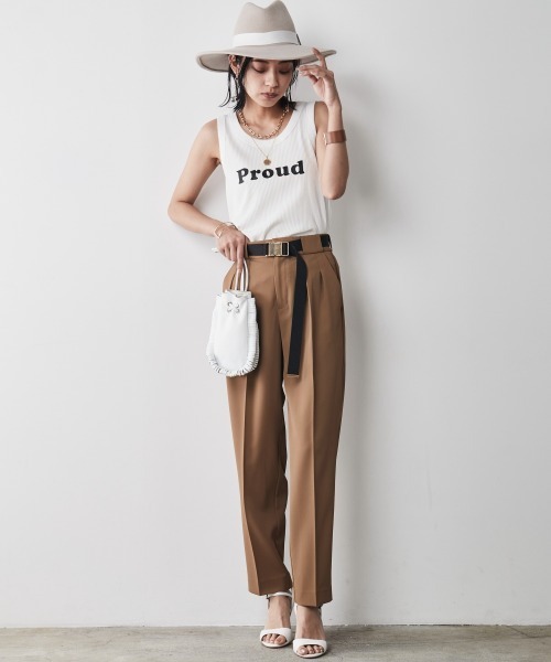 CHIC STYLE（シックスタイル）の「＜大きいサイズ＞ベルト付テーパードパンツ シックスタイル（その他パンツ・レディース・ブラック/モカ・L/LL/4L/5L/3L）」の19枚目の写真