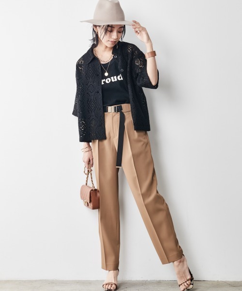 CHIC STYLE（シックスタイル）の「＜大きいサイズ＞ベルト付テーパードパンツ シックスタイル（その他パンツ・レディース・ブラック/モカ・L/LL/4L/5L/3L）」の15枚目の写真