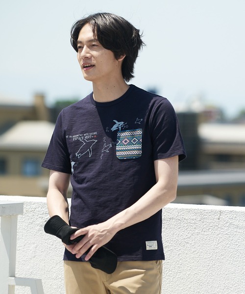 Blue Standard (ブルースタンダード)の「【BLUE STANDARD/ブルースタンダード】別注 ペンギンポケット付き Tシャツ ジャガード スラブ さらさら素材(Tシャツ/カットソー・メンズ・その他4/その他3/その他2/その他1/その他・LARGE/SMALL/X-LARGE/MEDIUM)」の1枚目の写真