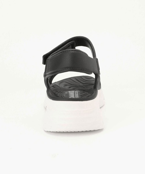 179/WG（イチナナキュウダブルジー）の「SKECHERSストラップ式スニーカーサンダル（サンダル・レディース・ブラック・23.0cm）」の12枚目の写真