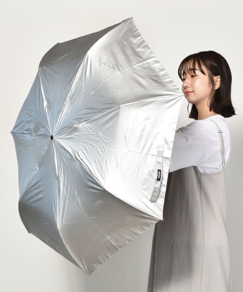 Waterfront（ウォーターフロント）の「サンシェイドシルバー 55cm 折傘 日傘 雨傘（折りたたみ傘・レディース・シルバー・FREE）」の17枚目の写真