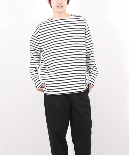 NAVY(ネイビー)の「ボーダーボートネックロングスリーブTシャツ(Tシャツ/カットソー・メンズ・ブラウン/ホワイト/ネイビー/チャコール・M/L/XL)」の13枚目の写真