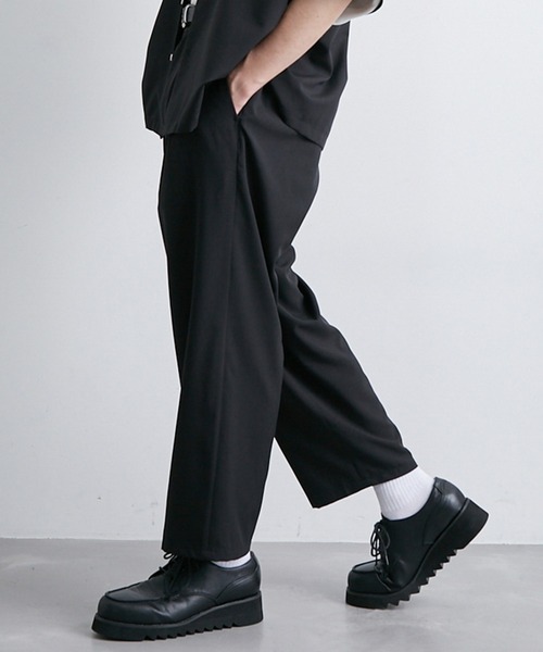  j.n.r.d（ジェー・エヌ・アール・ディー）の「【セットアップ対応】j.n.r.d/AIRYFLOATエアフロートワイドアンクルパンツ（スラックス・メンズ・ブラック/ベージュ/ライトグレー・L/S/M）」の5枚目の写真