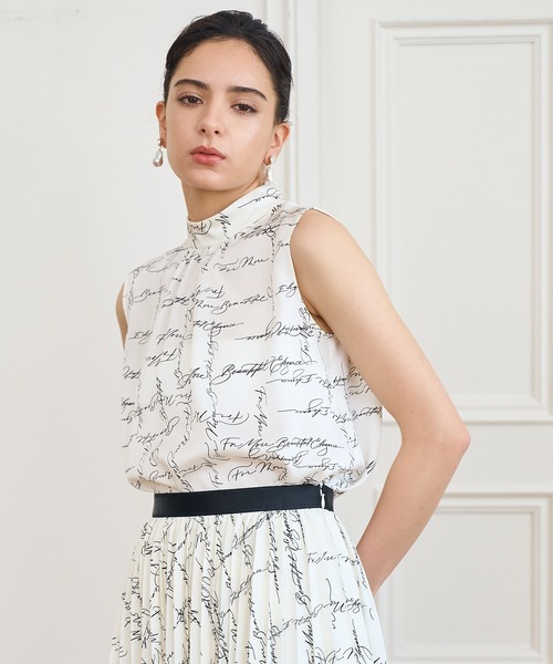 ANAYI（アナイ）の「カリグラフィープリントノースリ ブラウス（シャツ  