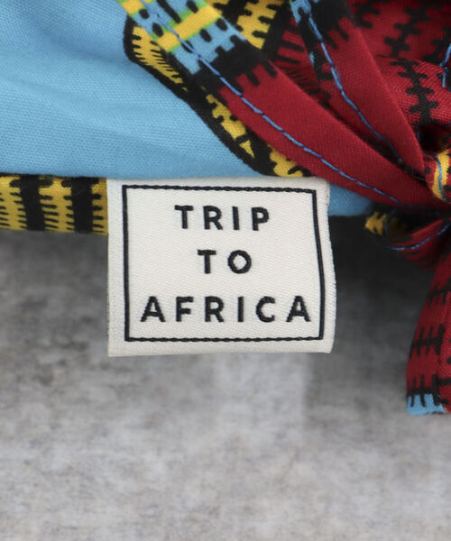 fredy emue（フレディエミュ）の「アフリカンバティック巾着バッグ（トートバッグ・レディース・イエロー系その他/ブルー系その他・FREE）」の10枚目の写真