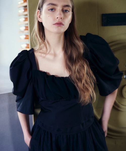 J1U by LA BELLE ETUDE（ジユウバイラベルエチュード）の「デザインスリーブバッグリボンコルセットブラウス（シャツ/ブラウス・レディース・ホワイト/ブラック・FREE）」の8枚目の写真