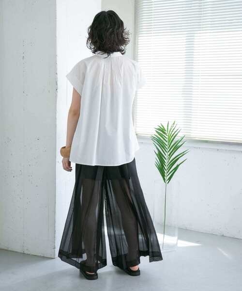 KBF（ケイビーエフ）の「タックフレアスリーブレスブラウス（シャツ/ブラウス・レディース・ブラック/オフホワイト/ブルー系その他・ONE）」の10枚目の写真