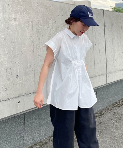 KBF（ケイビーエフ）の「タックフレアスリーブレスブラウス（シャツ/ブラウス・レディース・ブラック/オフホワイト/ブルー系その他・ONE）」の5枚目の写真