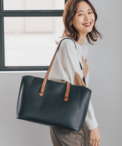 GLOBAL WORK(グローバルワーク)の「スペ軽6ポケA4トート/962881(トートバッグ・レディース・アイボリー/ブルー/ブラック/ベージュ/ホワイト系その他/ブラック系その他・FREE)」の15枚目の写真