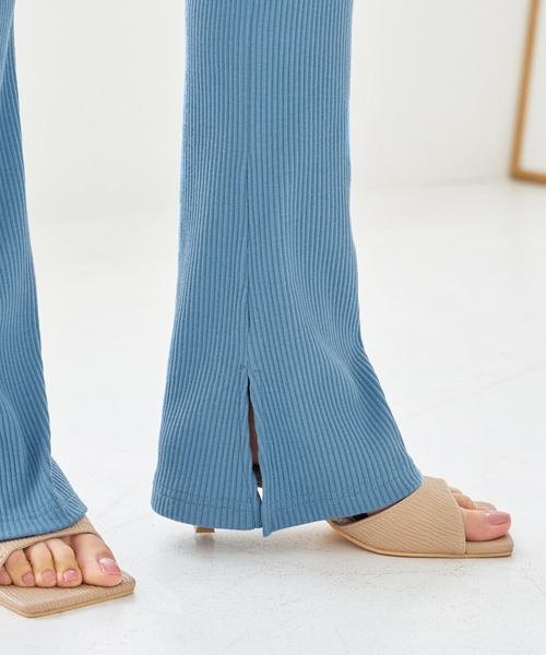 KOBE LETTUCE(コウベレタス)の「【接触冷感Ver.】低身長・高身長サイズあり 選べる3丈 サイドスリットリブフレアレギンスパンツ(レギンス/スパッツ・レディース・ホワイト系/ブラック系/グリーン系/ブルー系/チャコール・M1/M3/M2/L1/L2/L3)」の12枚目の写真