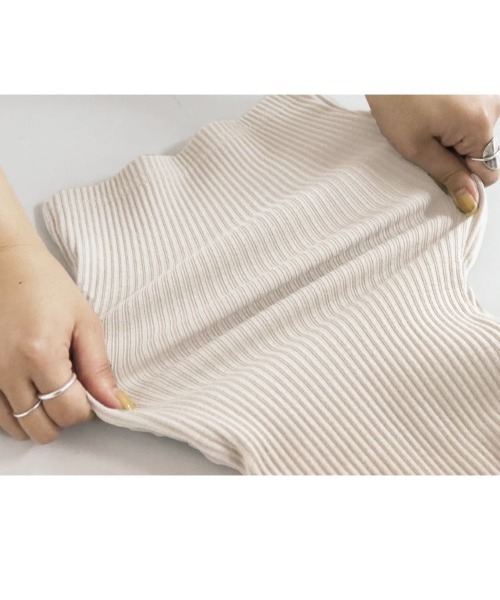 KOBE LETTUCE(コウベレタス)の「【接触冷感Ver.】低身長・高身長サイズあり 選べる3丈 サイドスリットリブフレアレギンスパンツ(レギンス/スパッツ・レディース・ホワイト系/ブラック系/グリーン系/ブルー系/チャコール・M1/M3/M2/L1/L2/L3)」の9枚目の写真