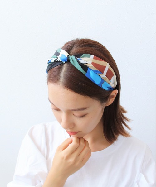 Three Four Time（ｽﾘｰﾌｫｰﾀｲﾑ）の「カラーブロッククロスカチューシャ（カチューシャ・レディース・ブルー/ピンク/イエロー・FREE）」の2枚目の写真