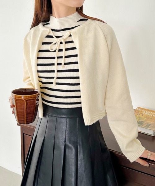 CLEA（クレア）の「フロントリボンスムースニットトップス（ニット/セーター・レディース・ブラック/ベージュ/アイボリー・FREE）」の2枚目の写真
