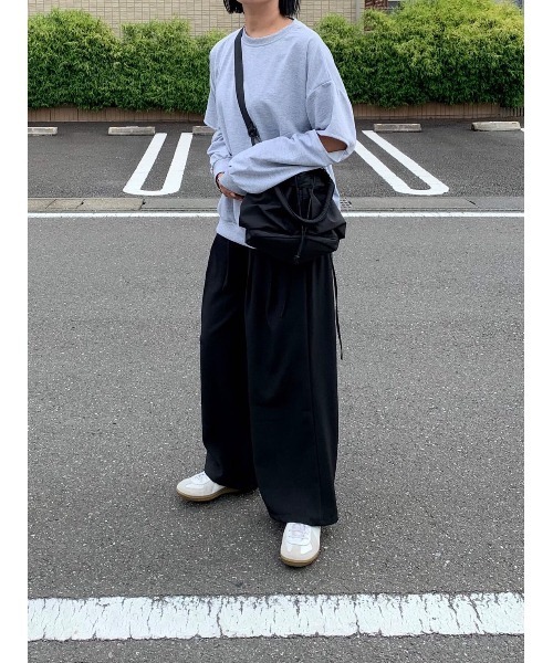 H.TOKYO（エイチトウキョウ）の「カットアウトスウェット（スウェット